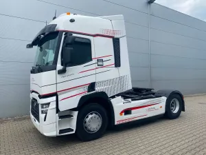 Renault T-series 2023