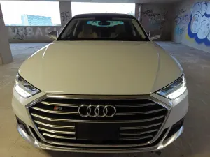 Audi S8 D5 (2017-) 4.0 TFSI Quattro 2021