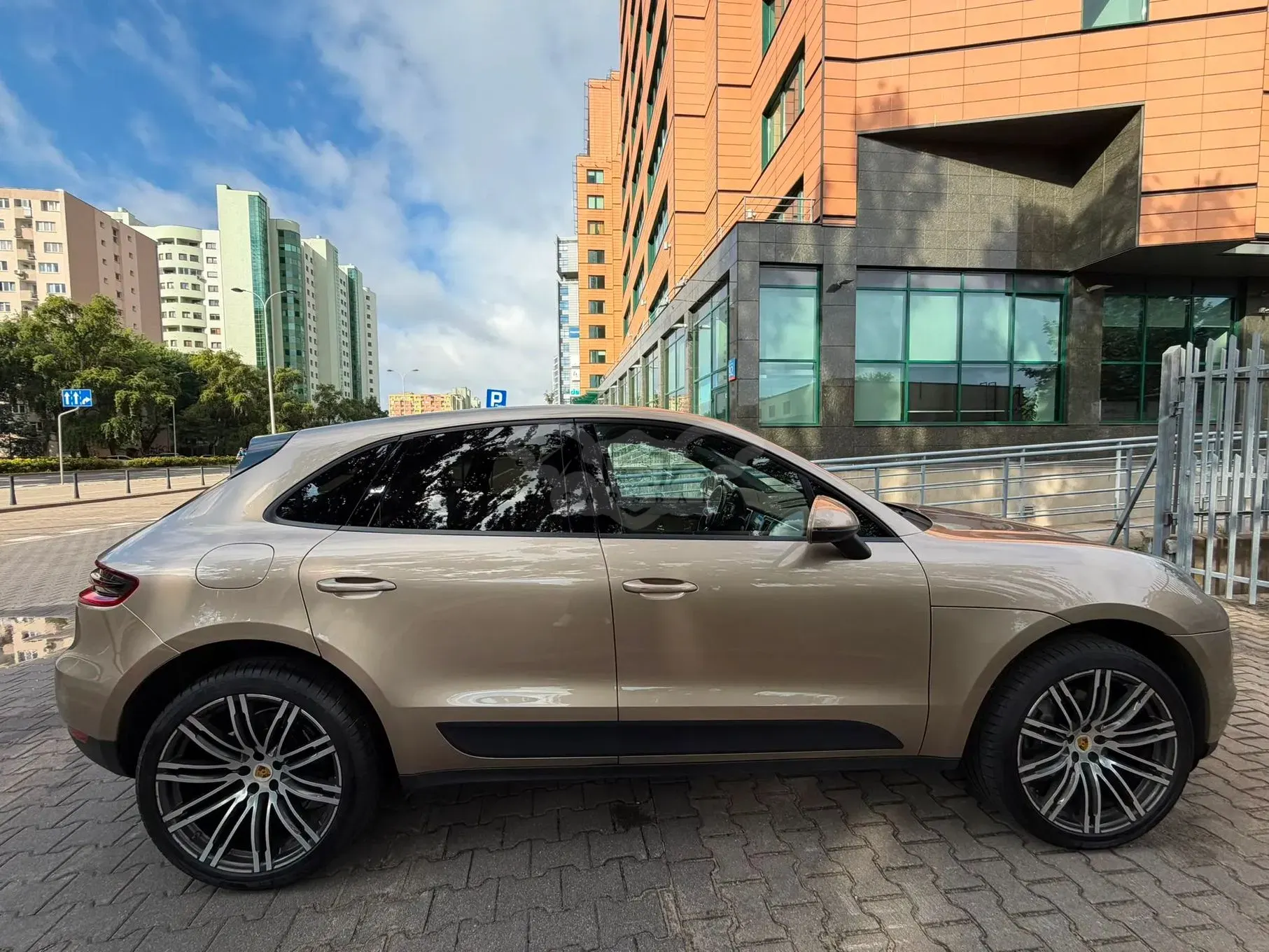 Porsche Macan I (2014-) 2016