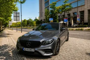 Mercedes-Benz E W213 (2016-2023) 220 d 9G-TRONIC AMG Line 2017