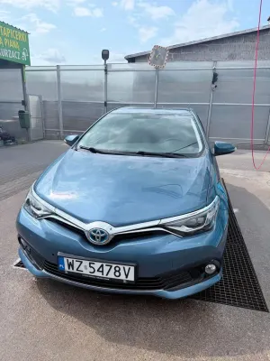 Toyota Auris II (2012-) 1.8 HSD Luna 2015