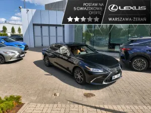 Lexus ES 300h Business Edition 2025