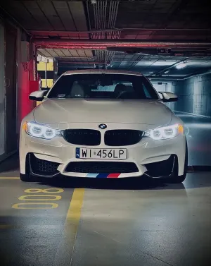 BMW M4 2015