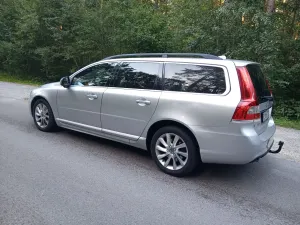 Volvo V70 III (2007-) D4 Drive-E Dynamic Momentum 2015