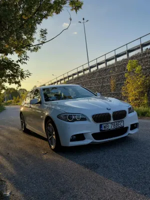 BMW 5 Series F10/F11 (2009-2017) 520i Luxury Line 2012