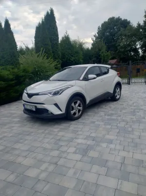 Toyota C-HR 2016