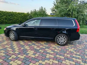Volvo V70 III (2007-) D3 Momentum 2011