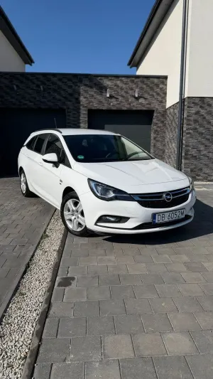 Opel Astra K (2015-2021) 1.6 BiTurbo D Start/Stop 120 Jahre 2019