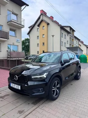 Volvo XC40 T3 R-Design 2021