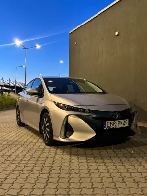 Toyota Prius IV (2015-2023) 1.8 Hybrid Prestige 2018