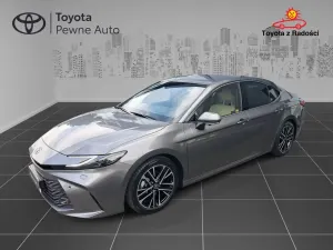 Toyota Camry 2025