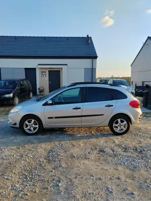 Renault Clio III (2005-2012) dCi 75 Expression 2012