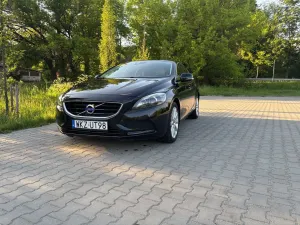 Volvo V40 II (2012-) D3 Momentum 2014