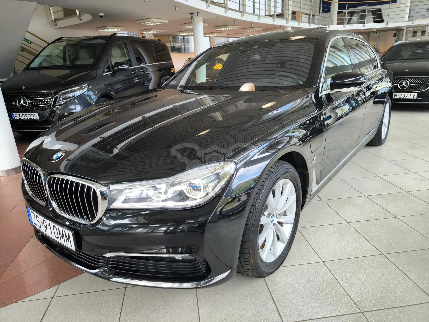 BMW 7 Series G11/12 (2015-2022) 740Le xDrive iPerformance 2019