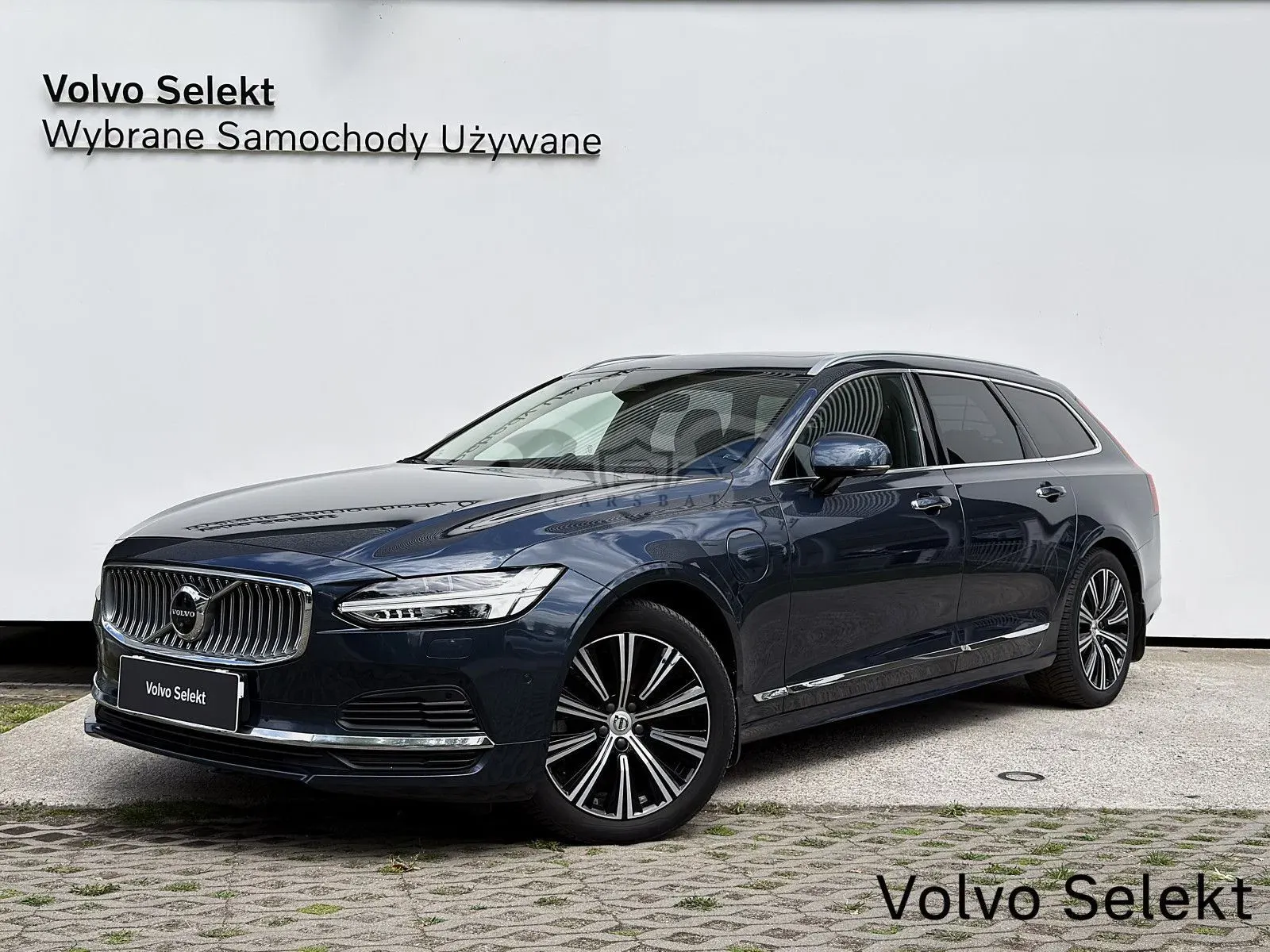 Volvo V90 2022
