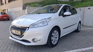 Peugeot 208 I (2012-2019) 1.2 PureTech Allure 2014