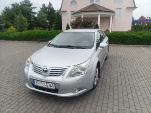 Toyota Avensis III (2009-) 2.0 D-4D Luna 2010