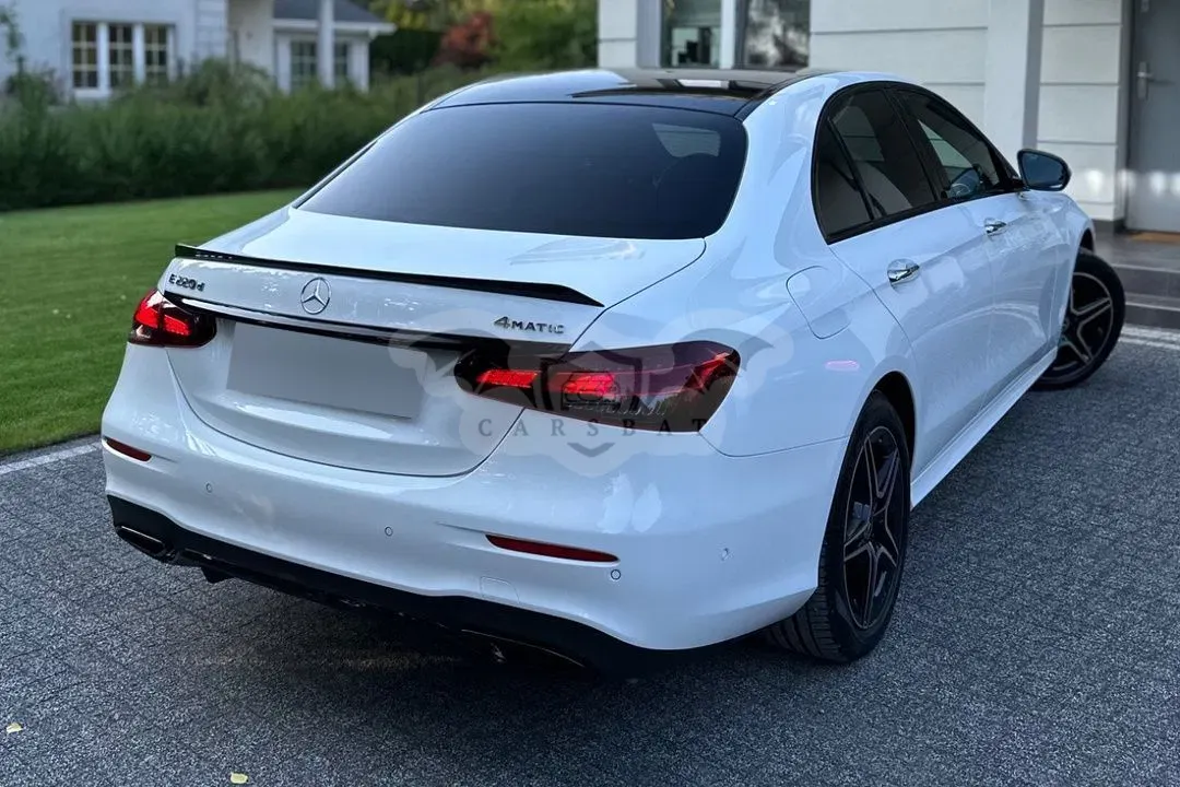 Mercedes-Benz E W213 (2016-2023) 220 d 4-Matic AMG 2023