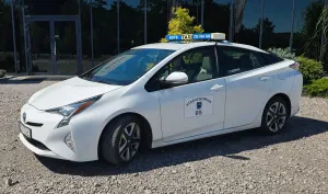 Toyota Prius IV (2015-2023) (Hybrid) Executive 2016