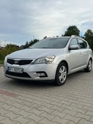 Kia Ceed I (2006-2012) 1.6 Crdi Comfort 2009