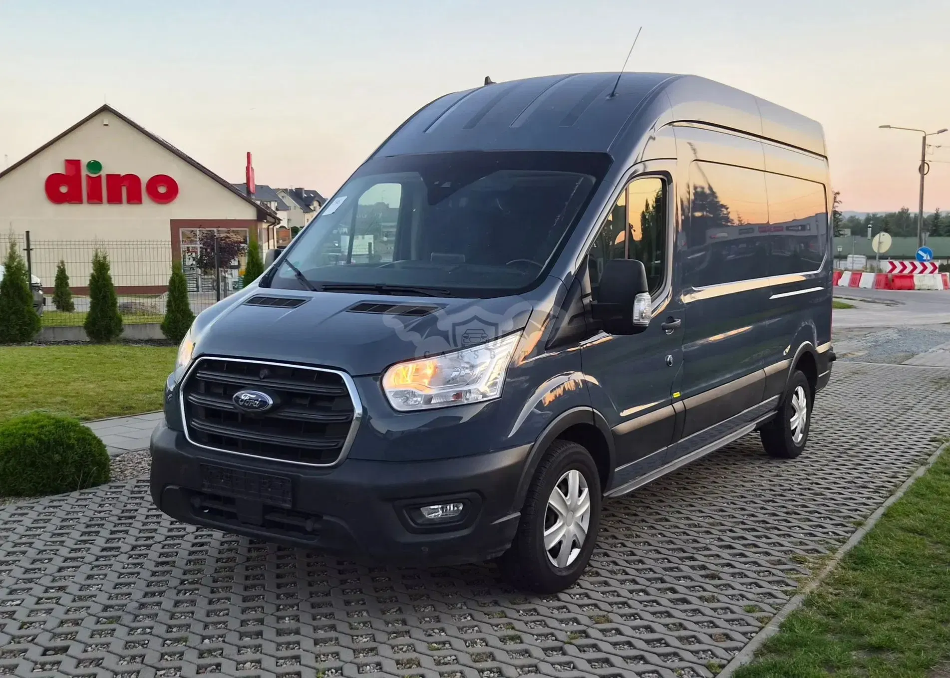 Ford Transit 2021