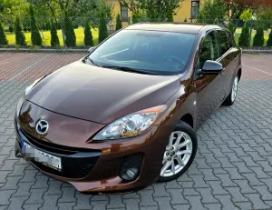 Mazda 3 III (2013-) 2.0 Sport 2013