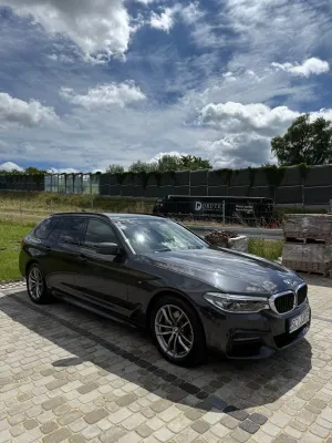BMW 5 Series G30/G31 (2017-2023) 520d xDrive M Sport sport 2019