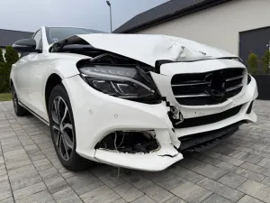 Mercedes-Benz C W205 (2014-2021) 200 7G-TRONIC Exclusive 2016