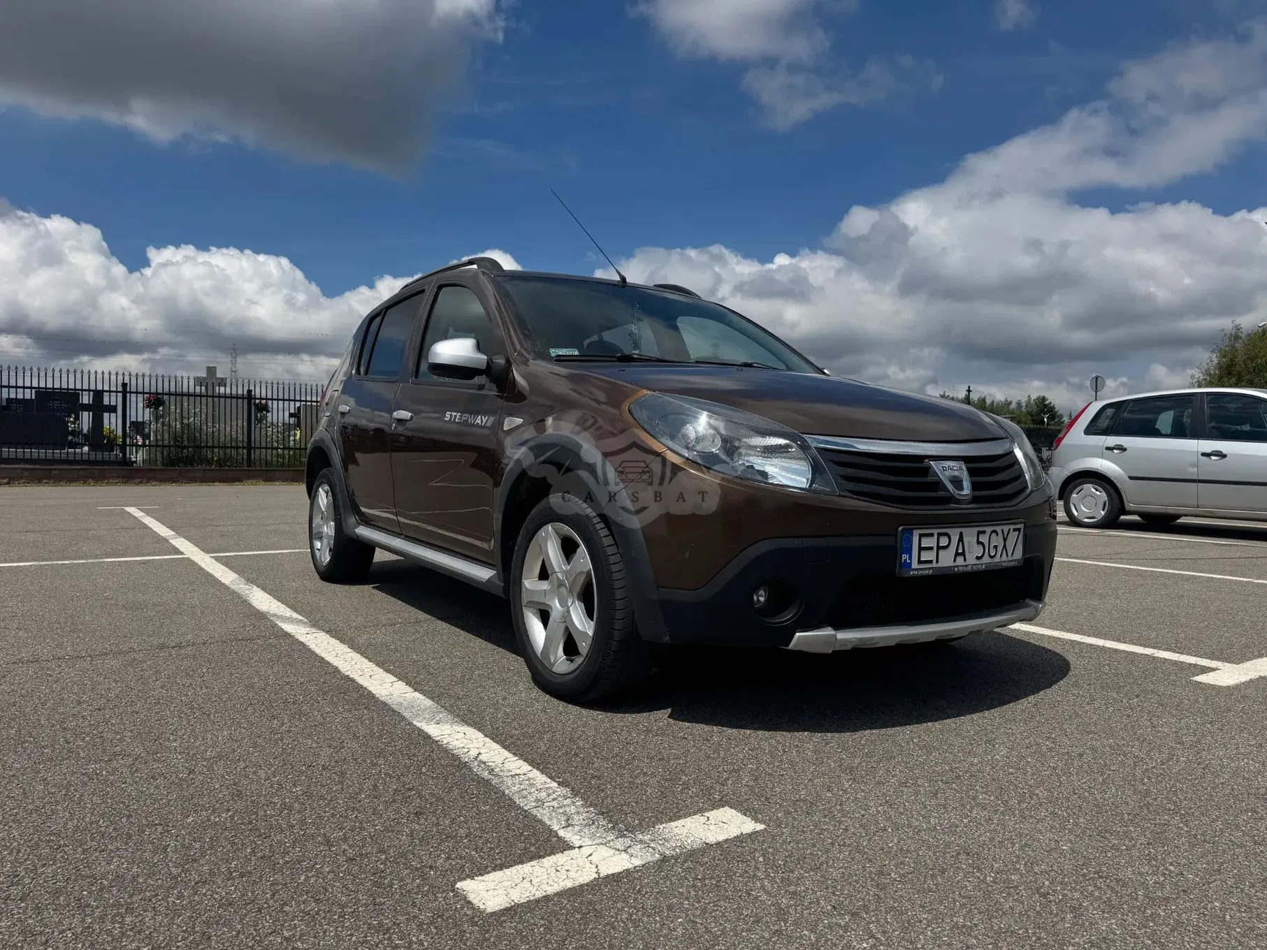 Dacia Sandero I (2008-2012) 1.6 MPI Stepway 2012
