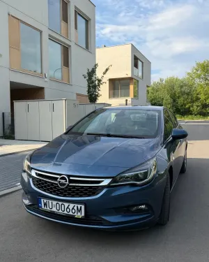 Opel Astra K (2015-2021) 1.4 T Enjoy 2017