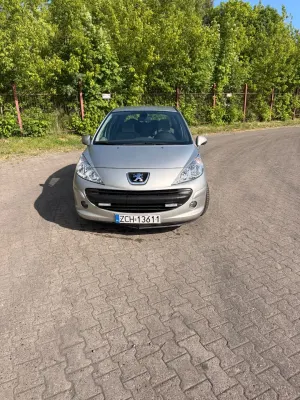 Peugeot 207 1.6 HDi 16V Trendy 2006