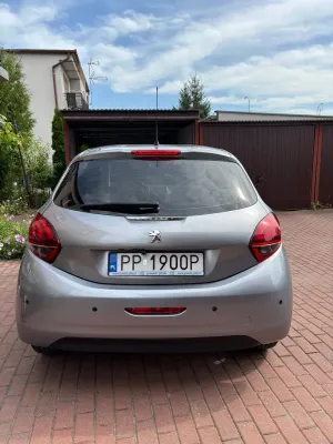 Peugeot 208 II (2019-) 1.2 PureTech Access 2019