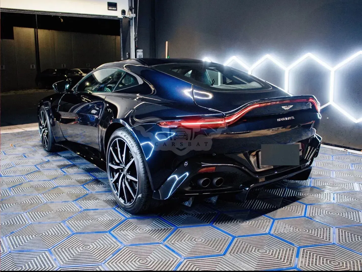 Aston Martin Vantage 2021