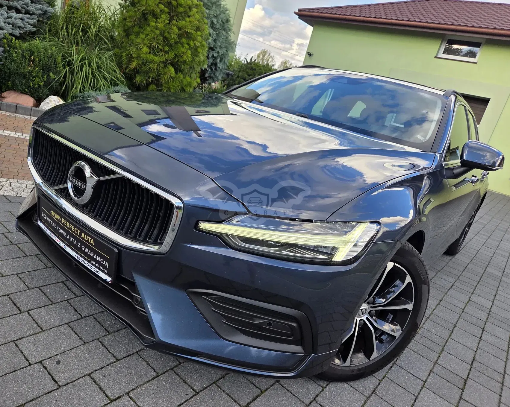 Volvo V60 II (2018- ) B3 B DKG Momentum Pro 2021