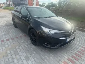 Toyota Avensis III (2009-) 2.0 D-4D Premium 2016