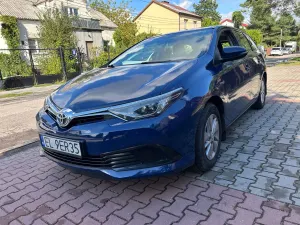 Toyota Auris II (2012-) Hybrid 135 Comfort 2017