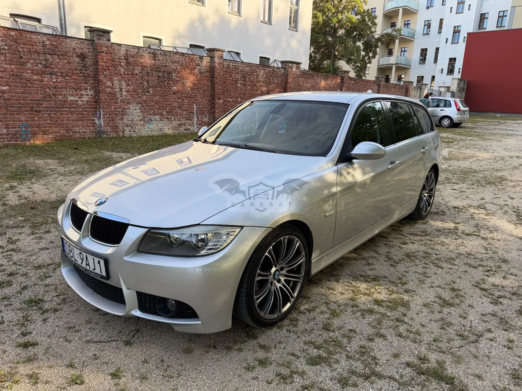 BMW 3 Series E90/E91/E92/E93 (2005-2012) 320d DPF 2006