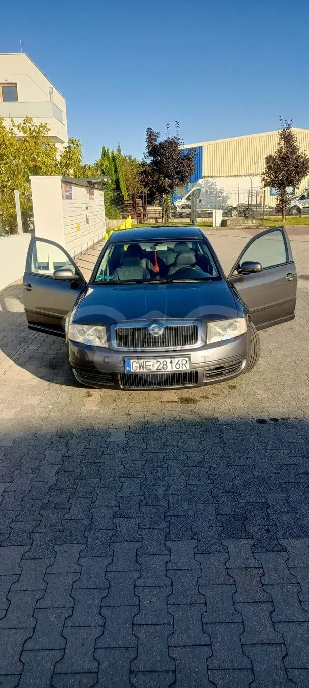 Skoda Superb I (2001-2008) 1.8T Comfort 2002