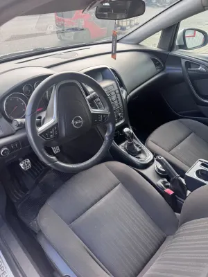 Opel Astra J (2009-2019) 1.7 CDTI 2010