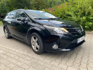 Toyota Avensis III (2009-) Touring Sports 1.8 Multidrive S Comfort 2012