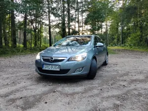Opel Astra J (2009-2019) 2011
