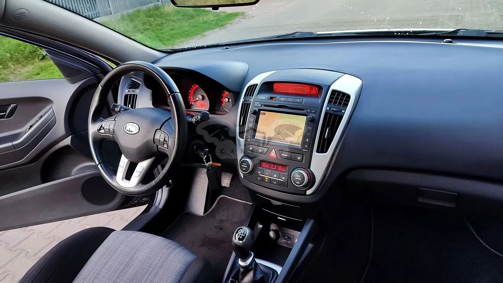 Kia Ceed 1.4 CVVT Dream-Team Edition 2013