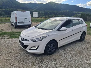 Hyundai i30 II (2012-2017) i30cw blue 1.6 CRDi Trend 2014