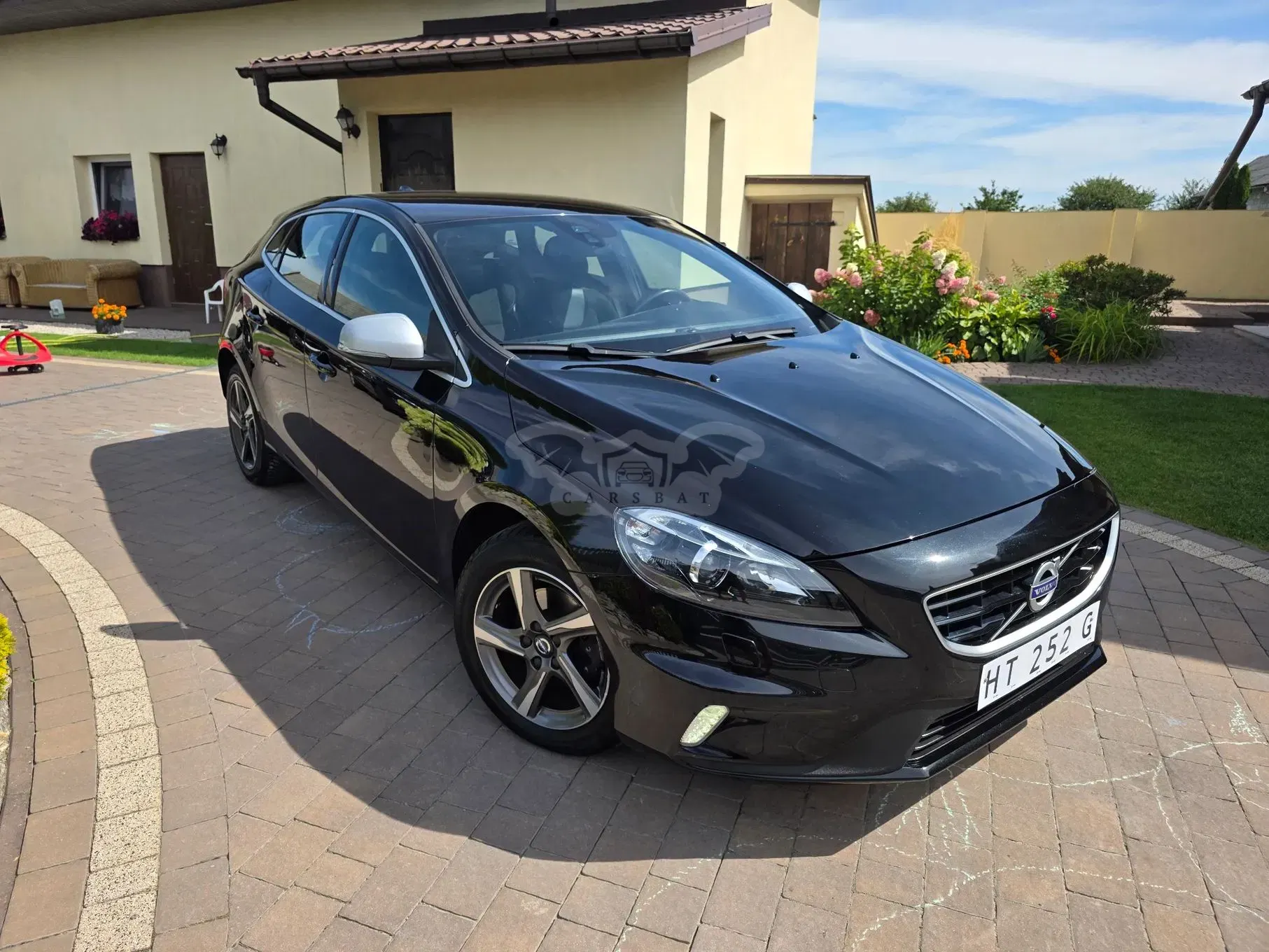 Volvo V40 II (2012-) D2 Drive-E R-Design Momentum 2015