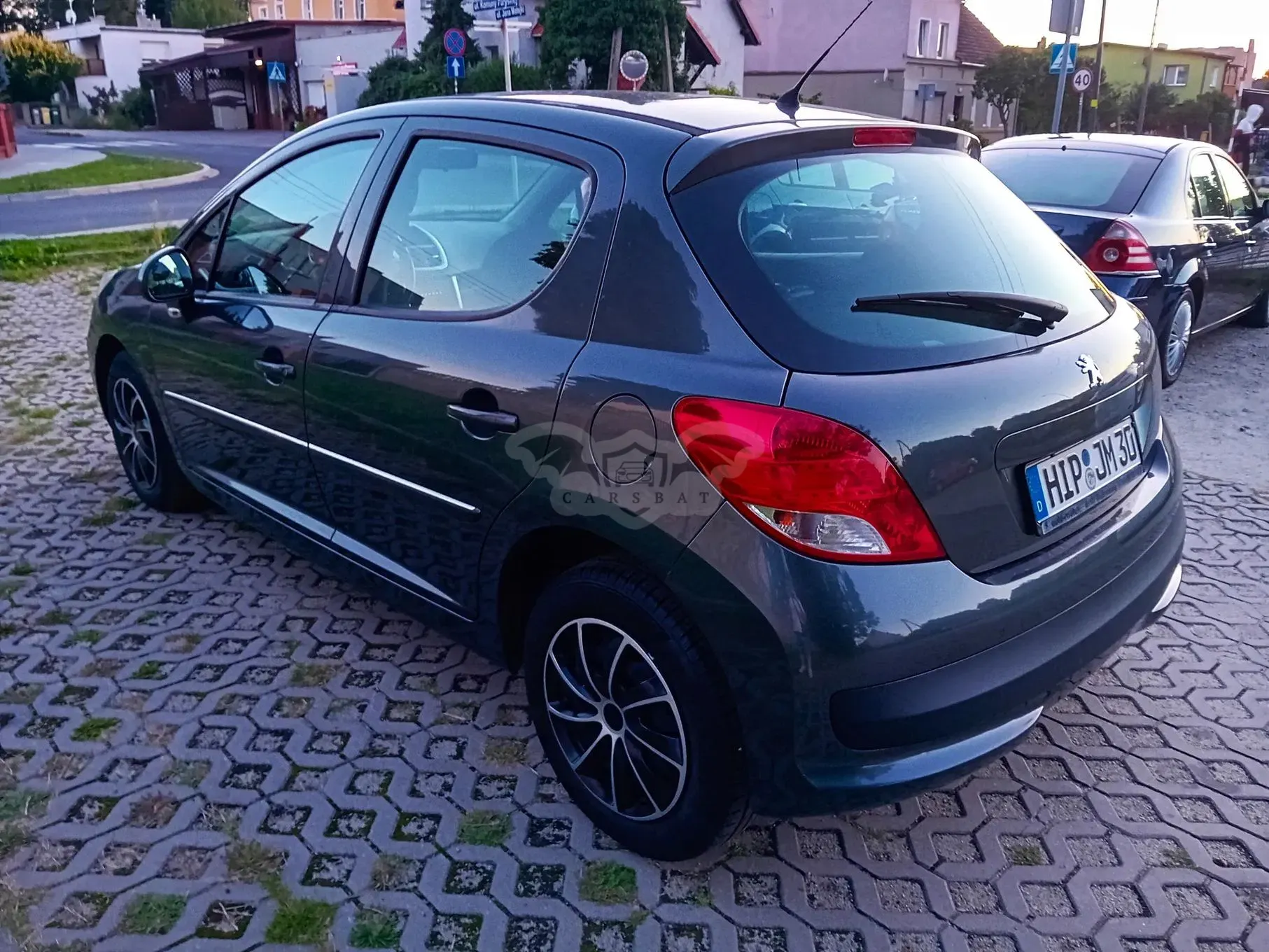 Peugeot 207 HDi FAP 90 (Blue Lion) Business-Line Niveau 1 2011