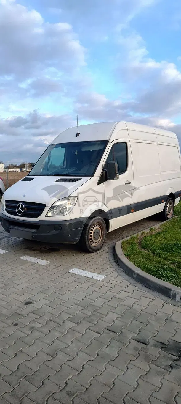 Mercedes-Benz Sprinter 2013