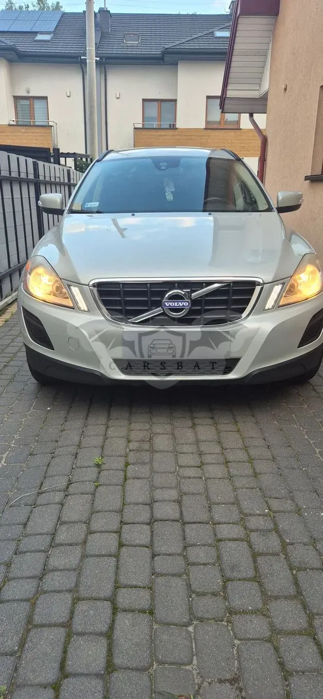 Volvo XC60 I (2008-2017) DRIVe R Design 2011