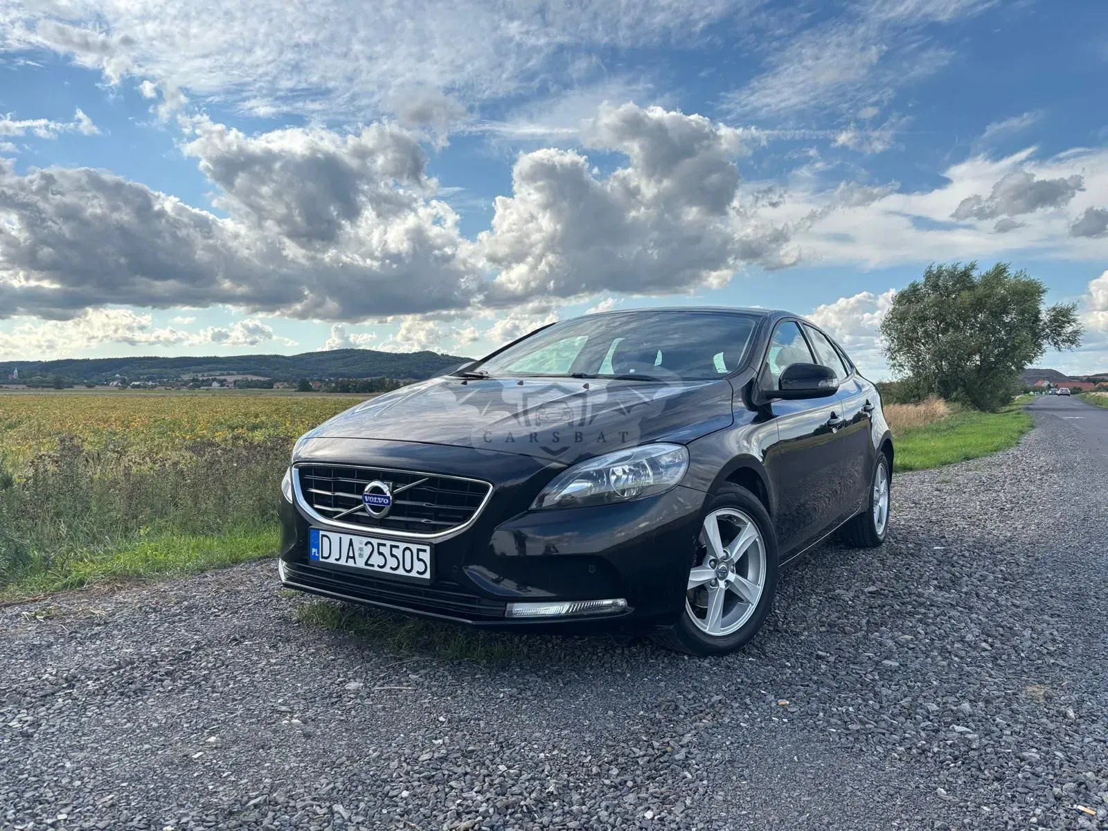 Volvo V40 II (2012-) D2 Momentum 2013