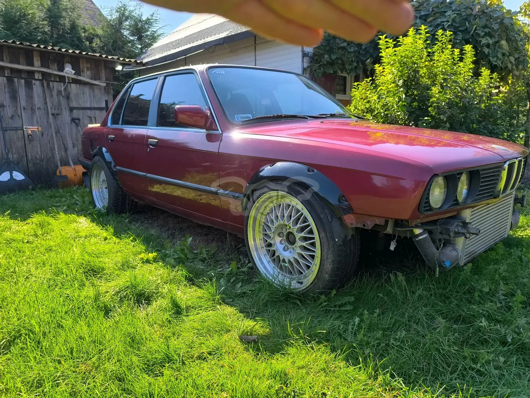 BMW 3 Series E30 (1982-1994) 320i 1988