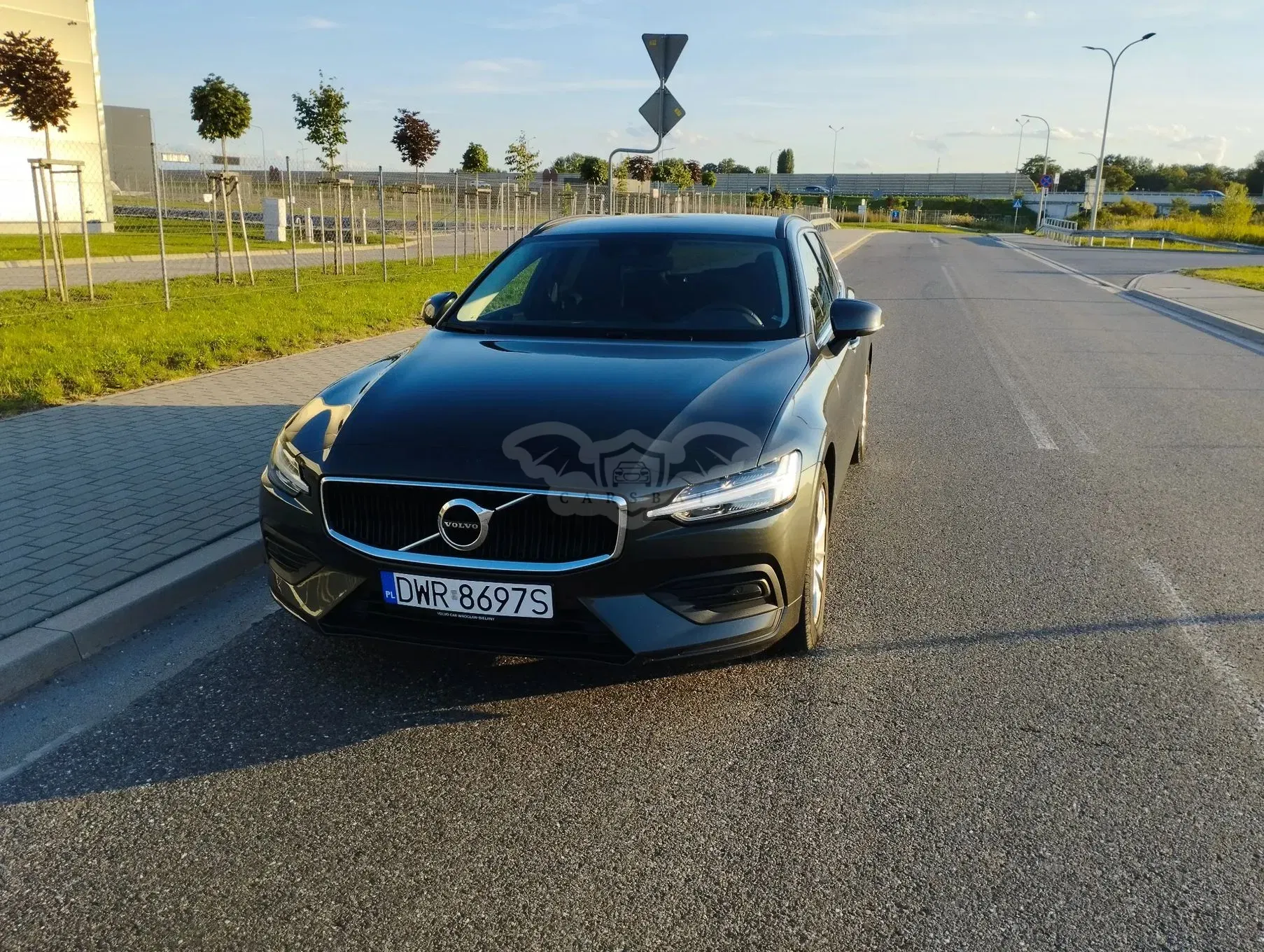 Volvo V60 II (2018- ) B3 B Momentum 2021